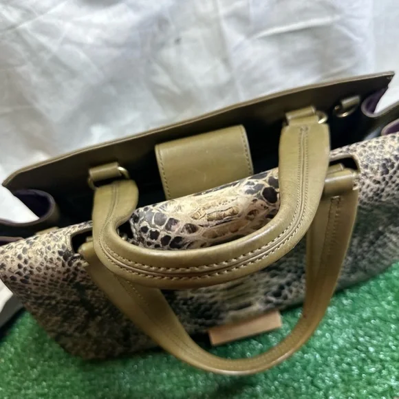 Z-Spoke Zac Posen Green & Burgundy with Snake Skin Pattern Shoulder Bag - Picture 9 of 11